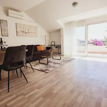Stoja Gasthuis 3*